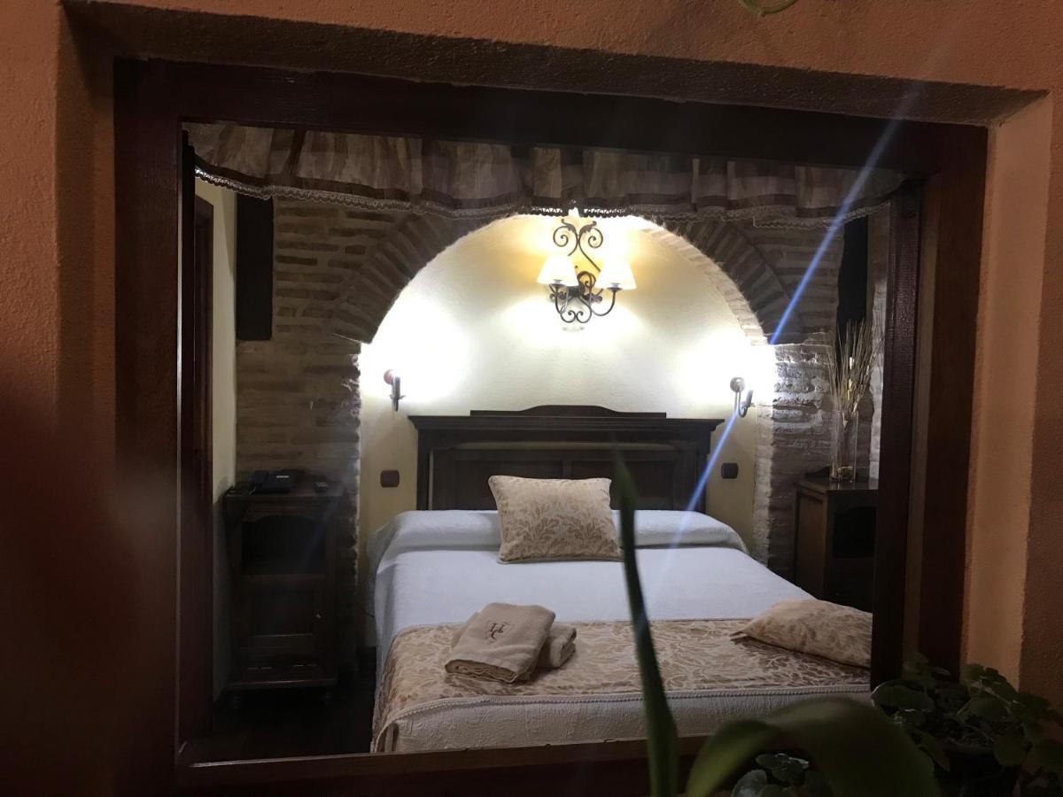 Hospederia Casa De Cisneros Guest house 2*